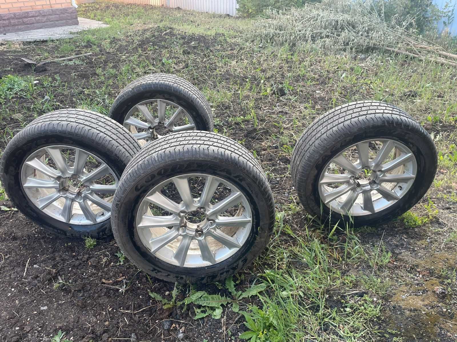 Диски с резиной размером R20