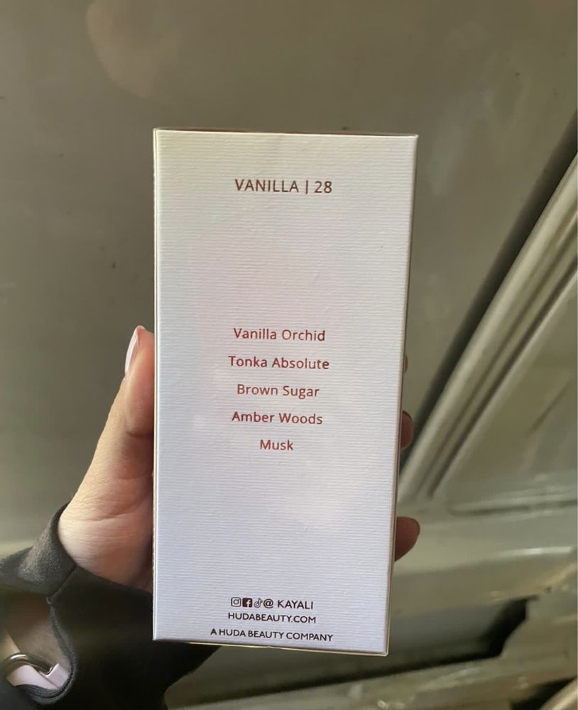 kayali vanilla |28