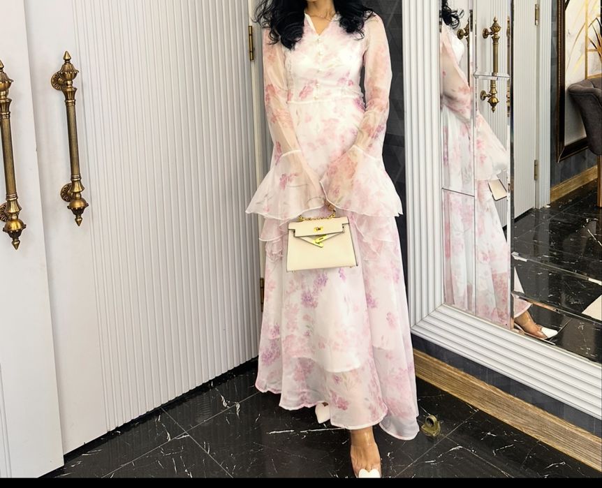 Платье б/у 1-рет кана киелген 2-сагатка гана 30 мынга алганмын