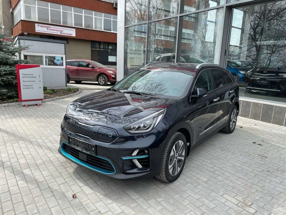 Kina Niro EV 2021 с гаранция към кия до 2028 г  64Кв  батерия 510км