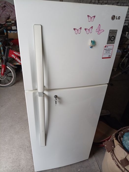 Холодильник LG сотилади продаётся