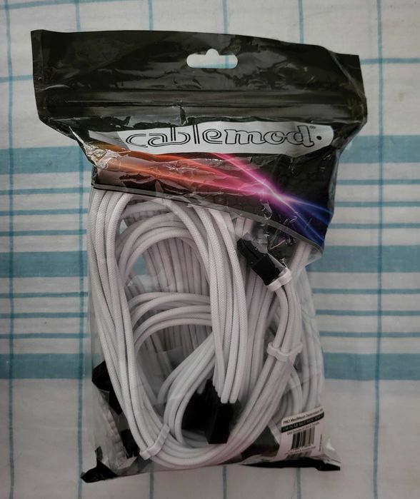 Комплект Бели Кабели CableMod Pro Mesh
