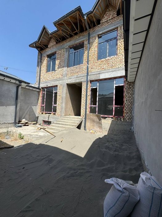 Продаётся Тан-Хаус