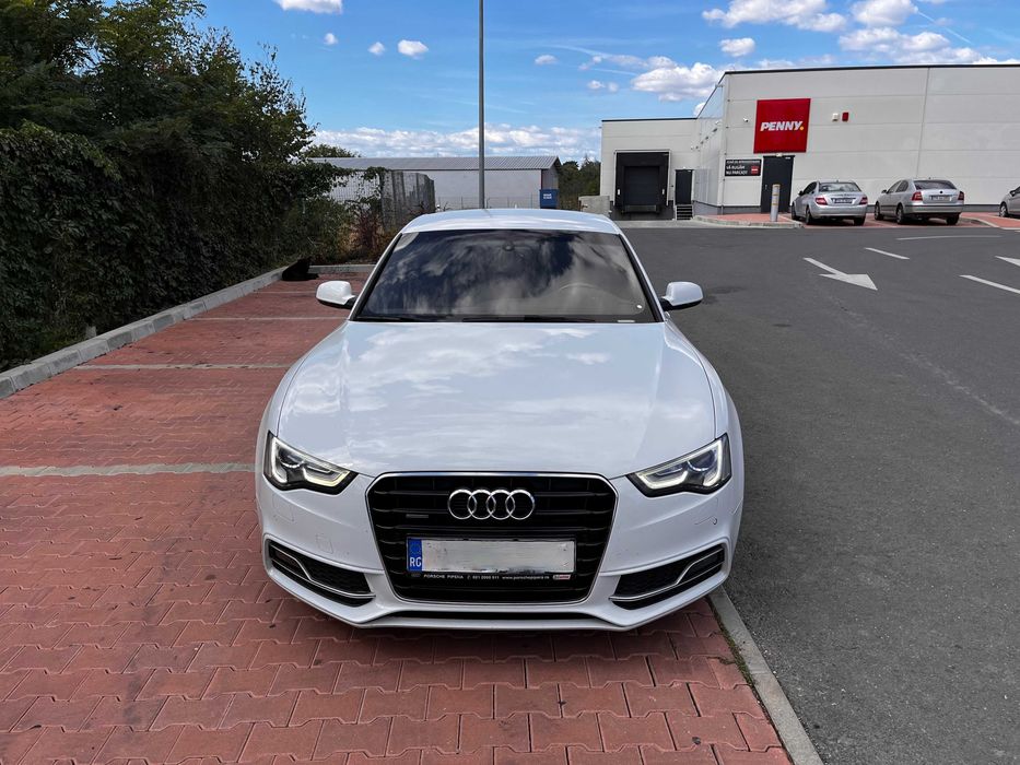 Masina personala Audi A5 S-line Sportback 2.0TDI 190CP Quattro