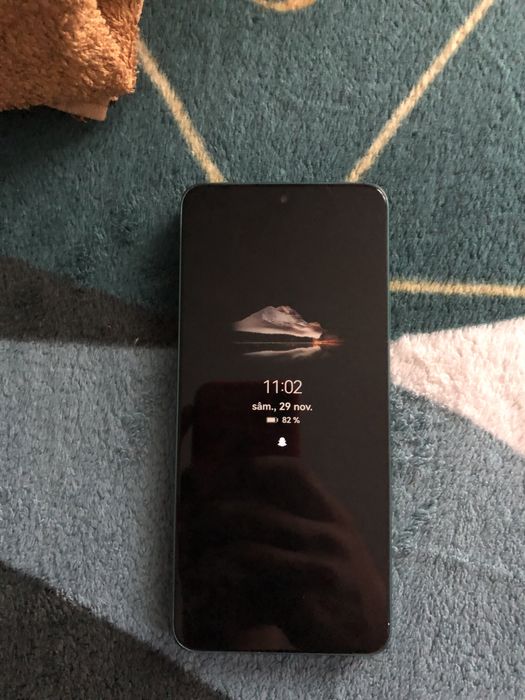 Vând telefon HUAWEI nova 12i