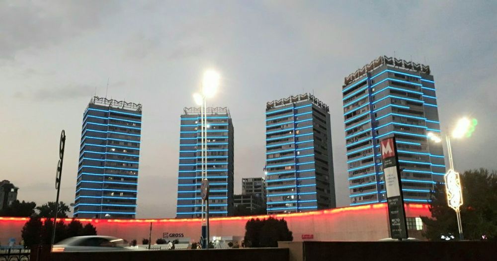 Выгодно! 2-комнатная в московских высотках на Хамида Олимжана