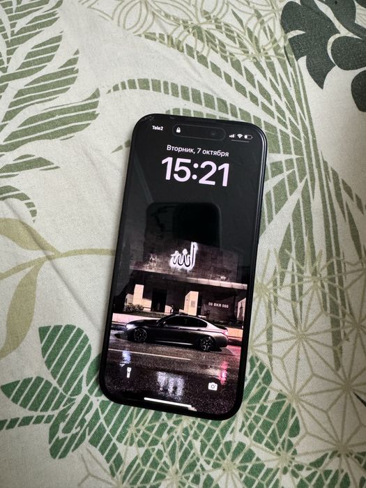 IPhone 15 128 ГБ акб 90 процентов торг уместен