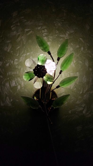 Светильник или бра.