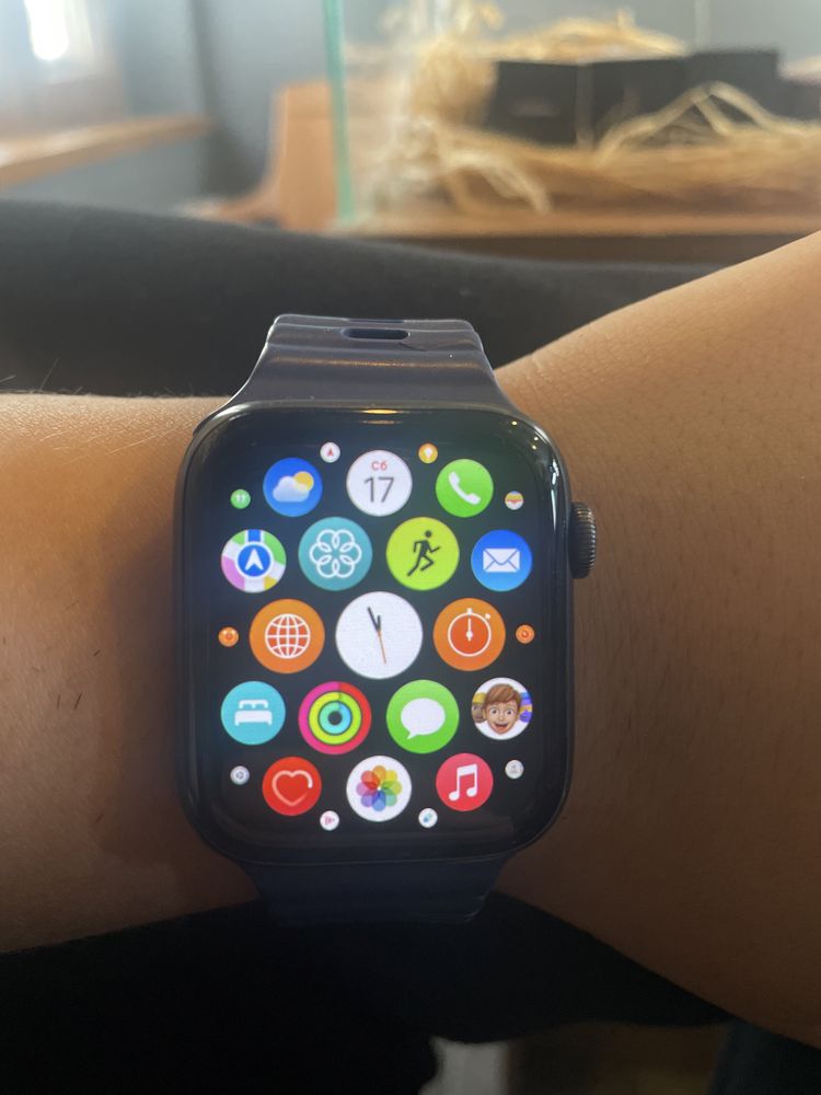 Продам Apple watch se 44 mm original