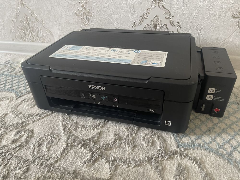 Продам 3в1 цветной принтер Epson L210