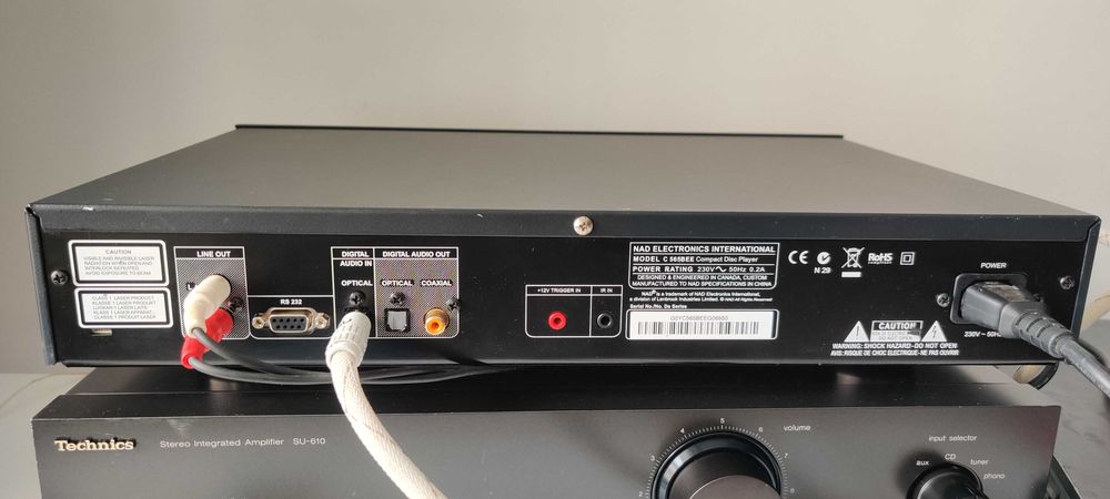 NAD C 565 BEE muzica CD USB optical - RCA DAC muzica