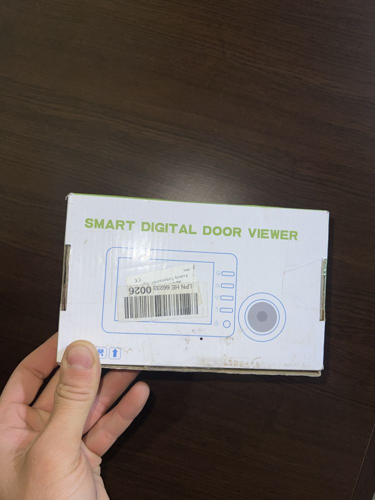 Smart digital door viewer