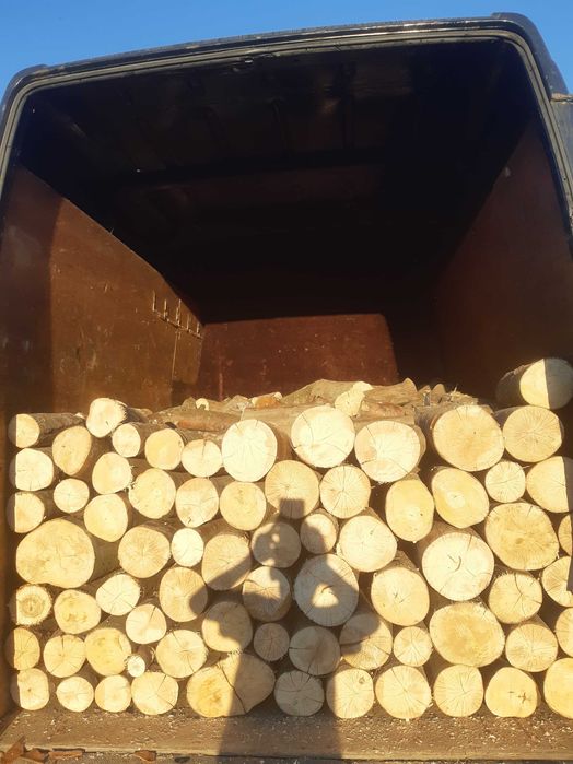 Lemne de foc cu transport la domiciliu