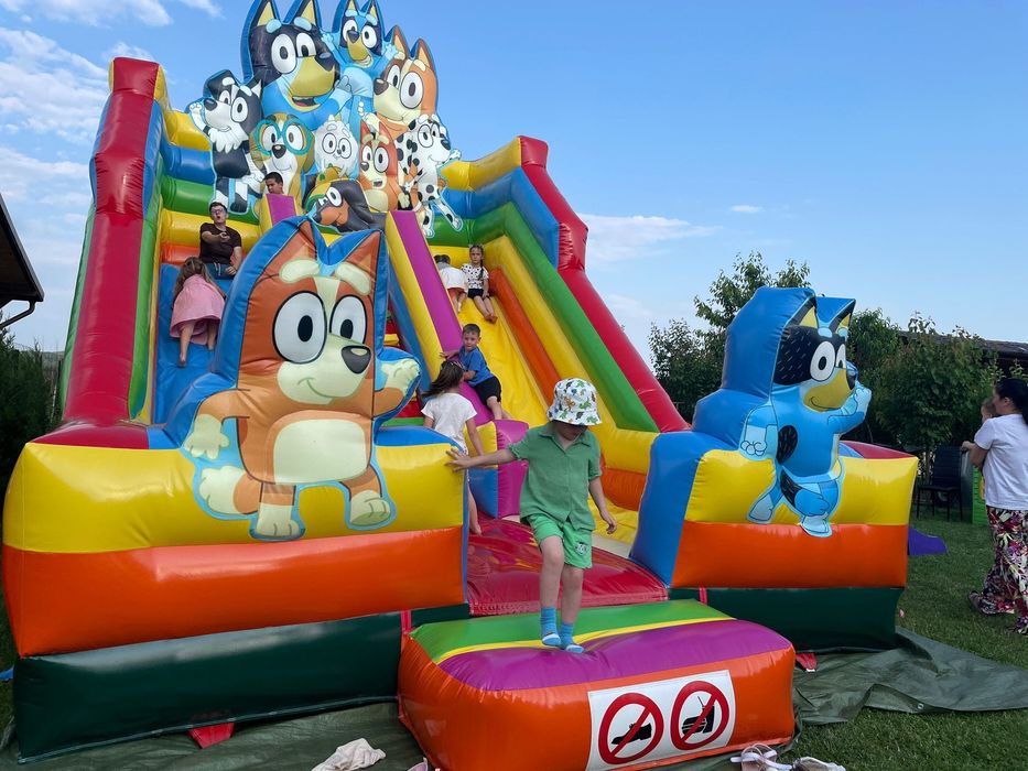 Tobogane medii de închiriat, 7m lungime, 4,5m lățime, 6,2m înălțime