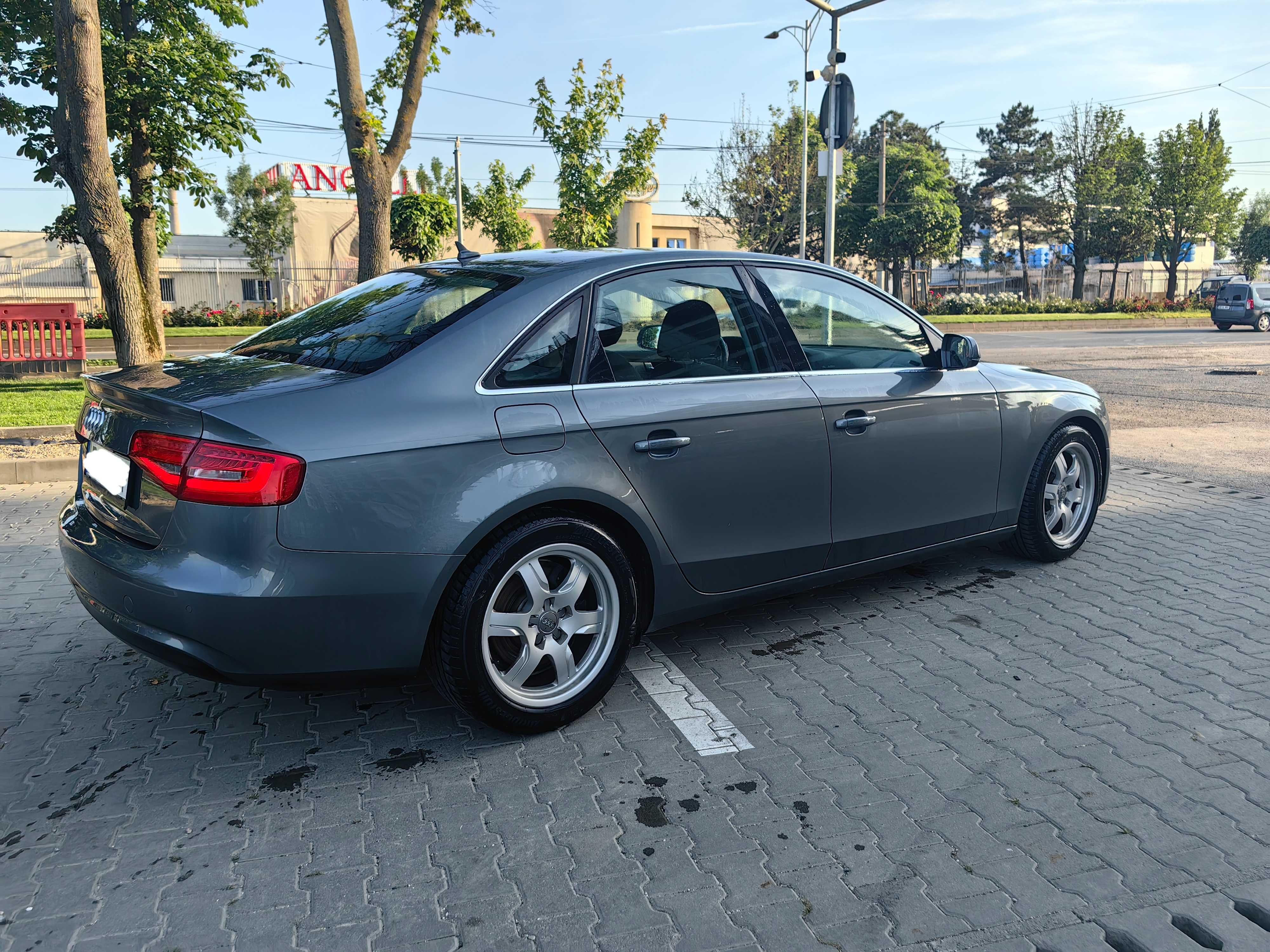 VAND AUDI A4 B 8.5 an 2013