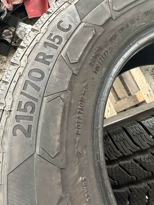 215/70/15c за бус Continental дот21