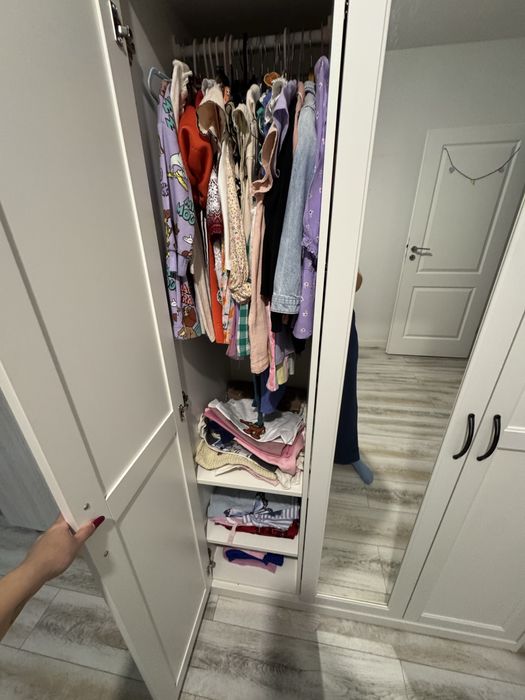 De vânzare: Dulap IKEA cu oglindă