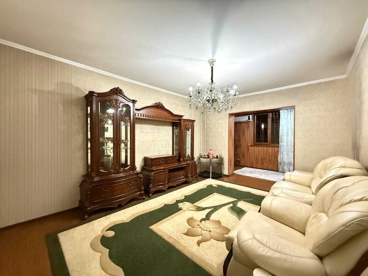 Продается 4х ком 100 кв.м на Госпитальном, Нукусская