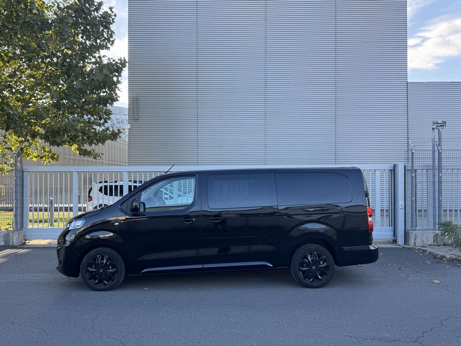 Opel Vivaro/Mixt 6 locuri/2022/2,0/km reali/ca nou.