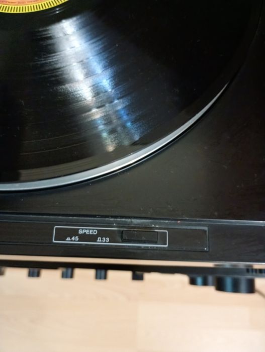 Грамофон SONY  отличен
