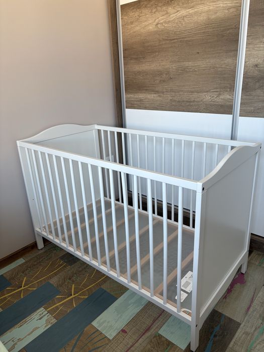 Бебешка кошарка с матрак