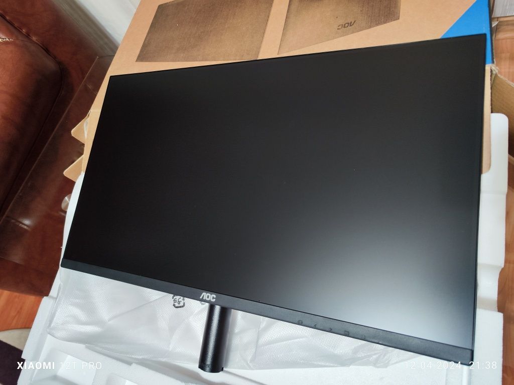 Monitor AOC, 27" Full HD, 75 HZ