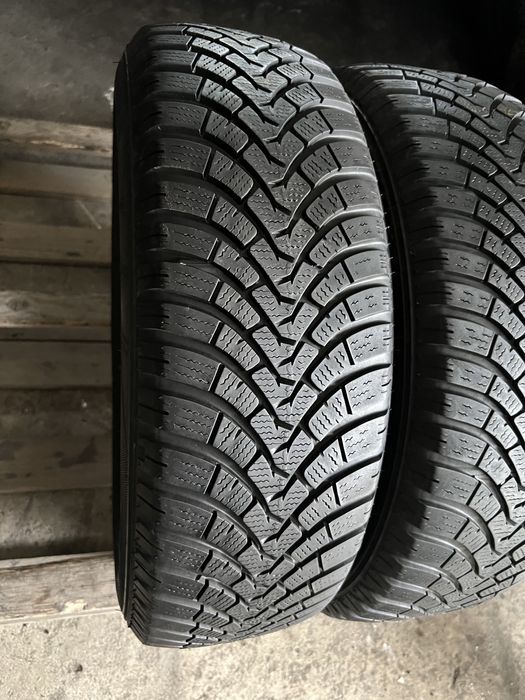 2 anvelope de iarna 215/65/16 falken 6.7 mm 2022!