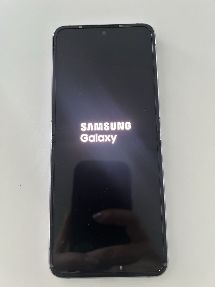 Samsung Galaxy Z Flip 4 128 GB Purple