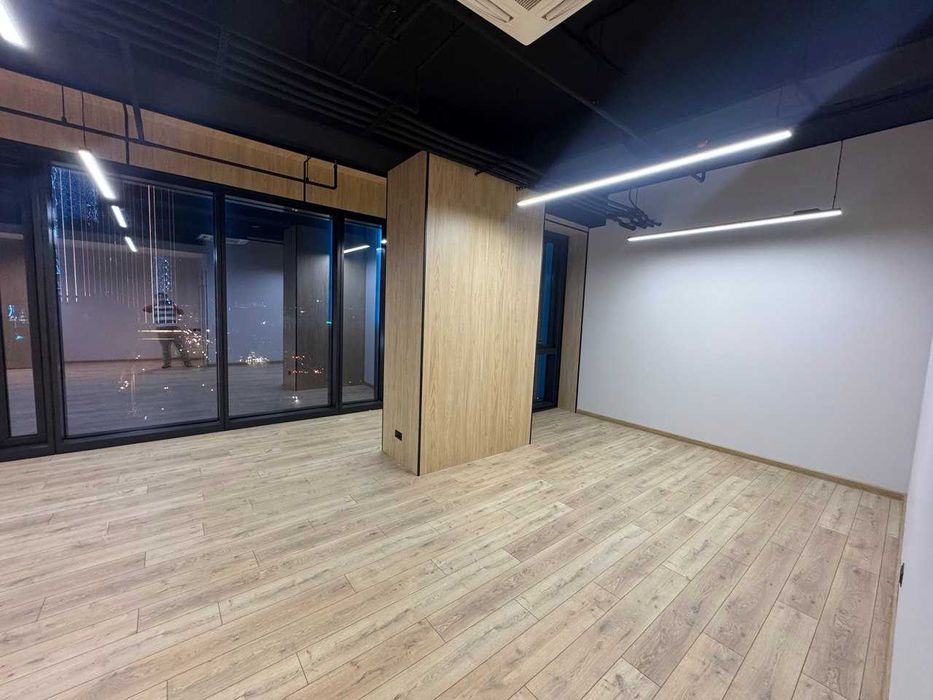 Аренда офиса в Nest One 102м2
