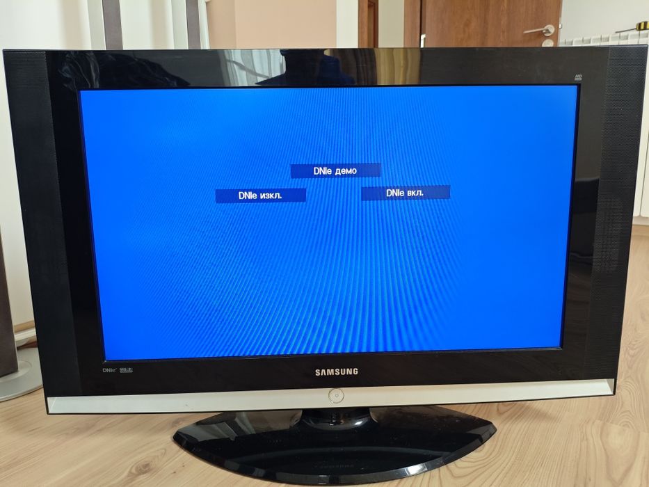 Телевизор Samsung 32