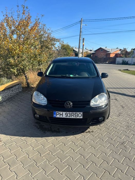 Vând Golf 5 2006