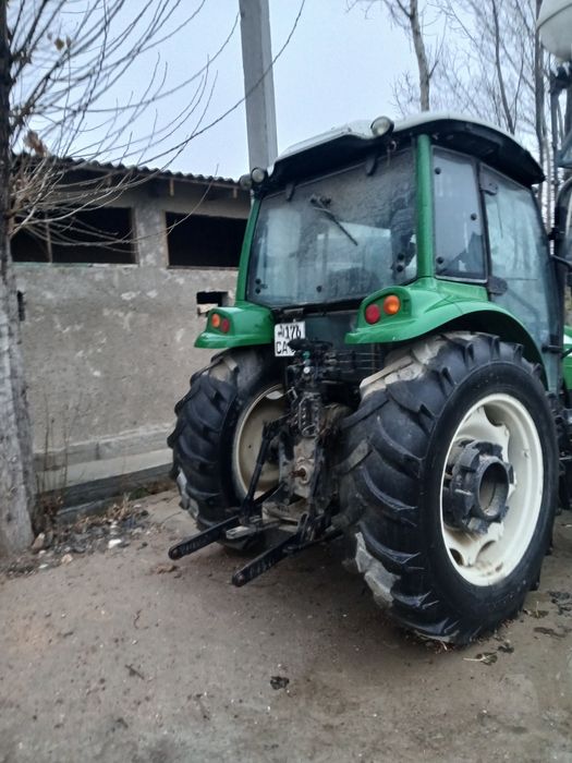 Tractor sotiladi sroshniga