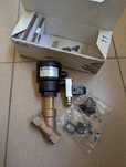 Supapă cu piston acționată pneumatic