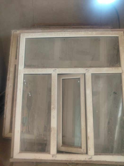 Пластик терезелер сатылады