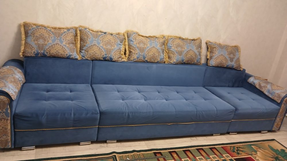 Диван раскладной.