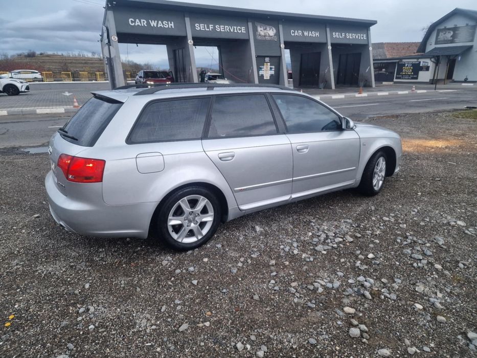 Vand audi a4 b7 quattro  s line an stare foarte bună