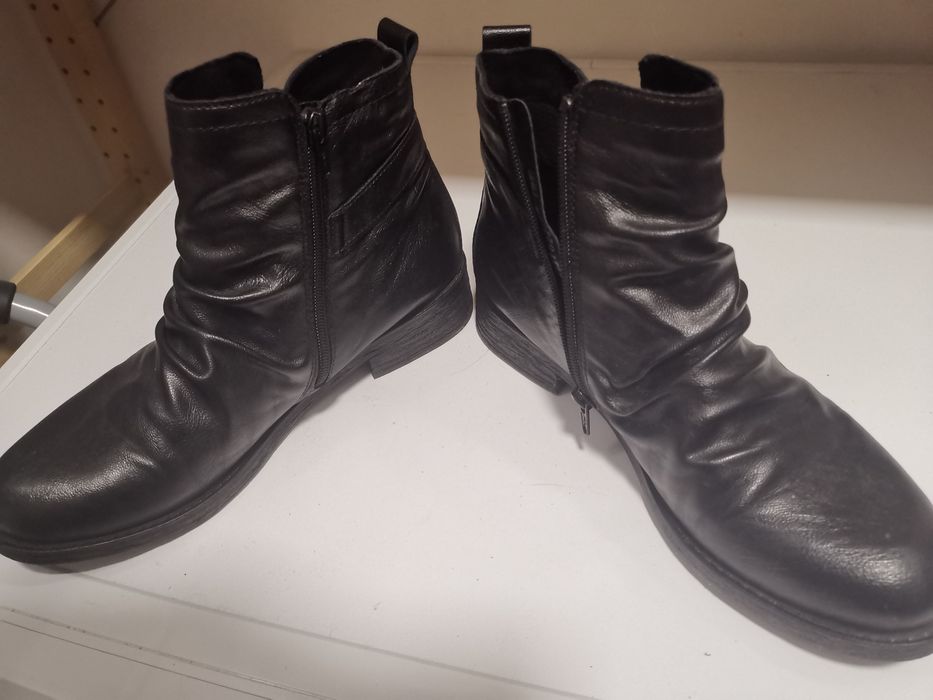 Дамски боти от естествена кожа