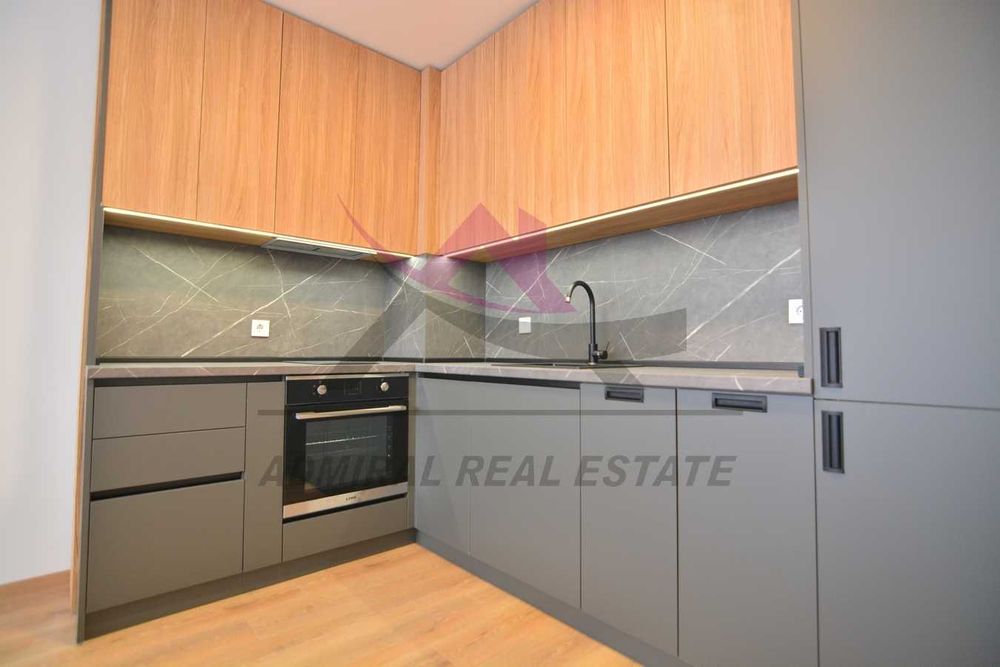 Продава се Двустаен апартамент в Варна, Възраждане 3 - 52 кв.м за 1981 €/кв.м - Снимка #2