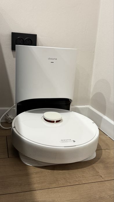Продам робот пылесос DREAME D9 plus