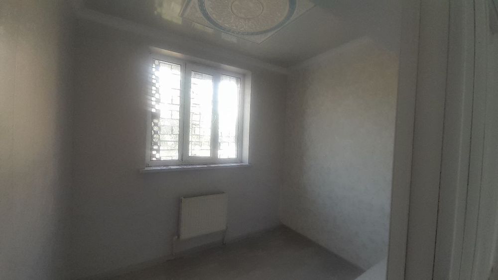 Квартира сотилади.2/1/1. 43.5кв.м. 25000.Файзли кўчаси.Чирчиқ аркада.