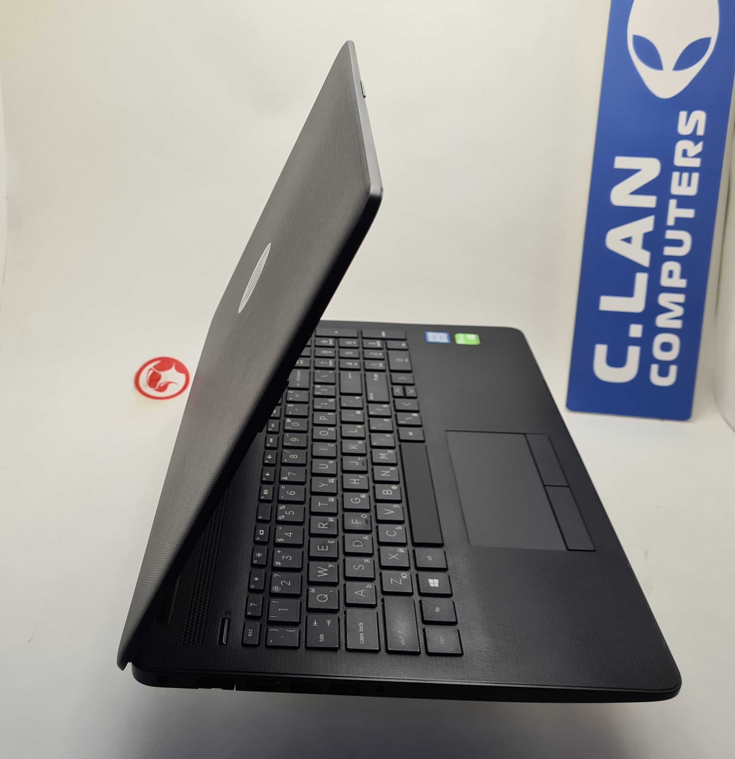 HP 15-DA   i5 8250U/8GB/256SSD/1TB HDD/Nvidia MX110-2GB