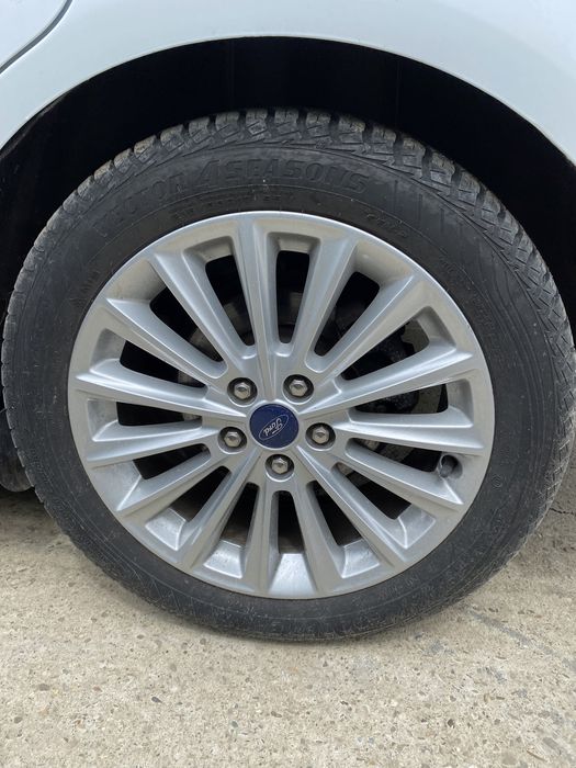 Injectoare , rampă injectoare completă Ford Focus CMax 1.0 EcoBoost