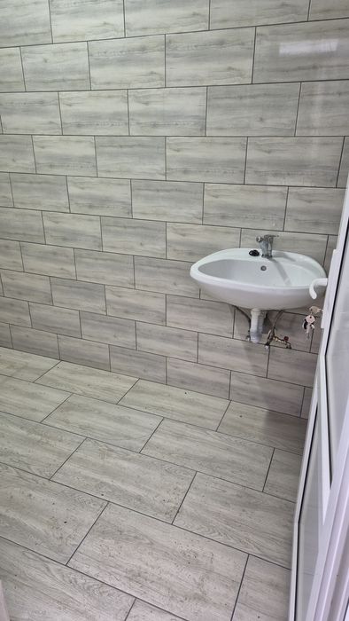 Inchiriez garaj/spatiu  55mp zona Dedeman, Portului