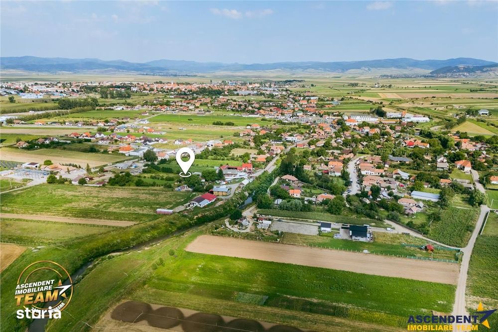 FILM! 2.200 mp, teren intravilan de vanzare in Targu-Secuiesc, Ruseni.