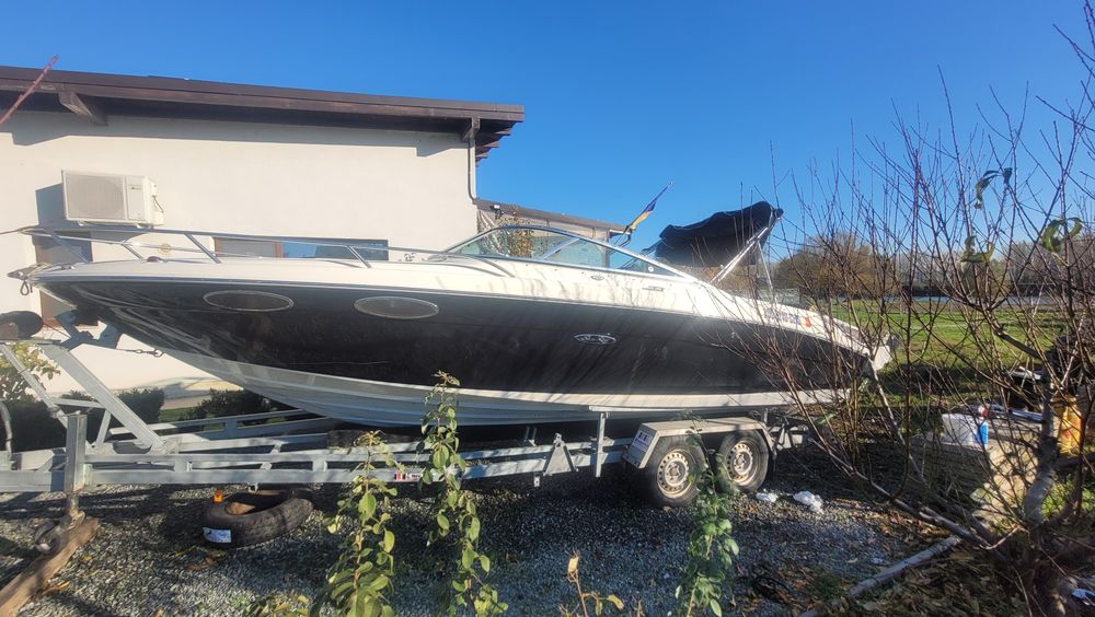 Barca cu motor de vanzare