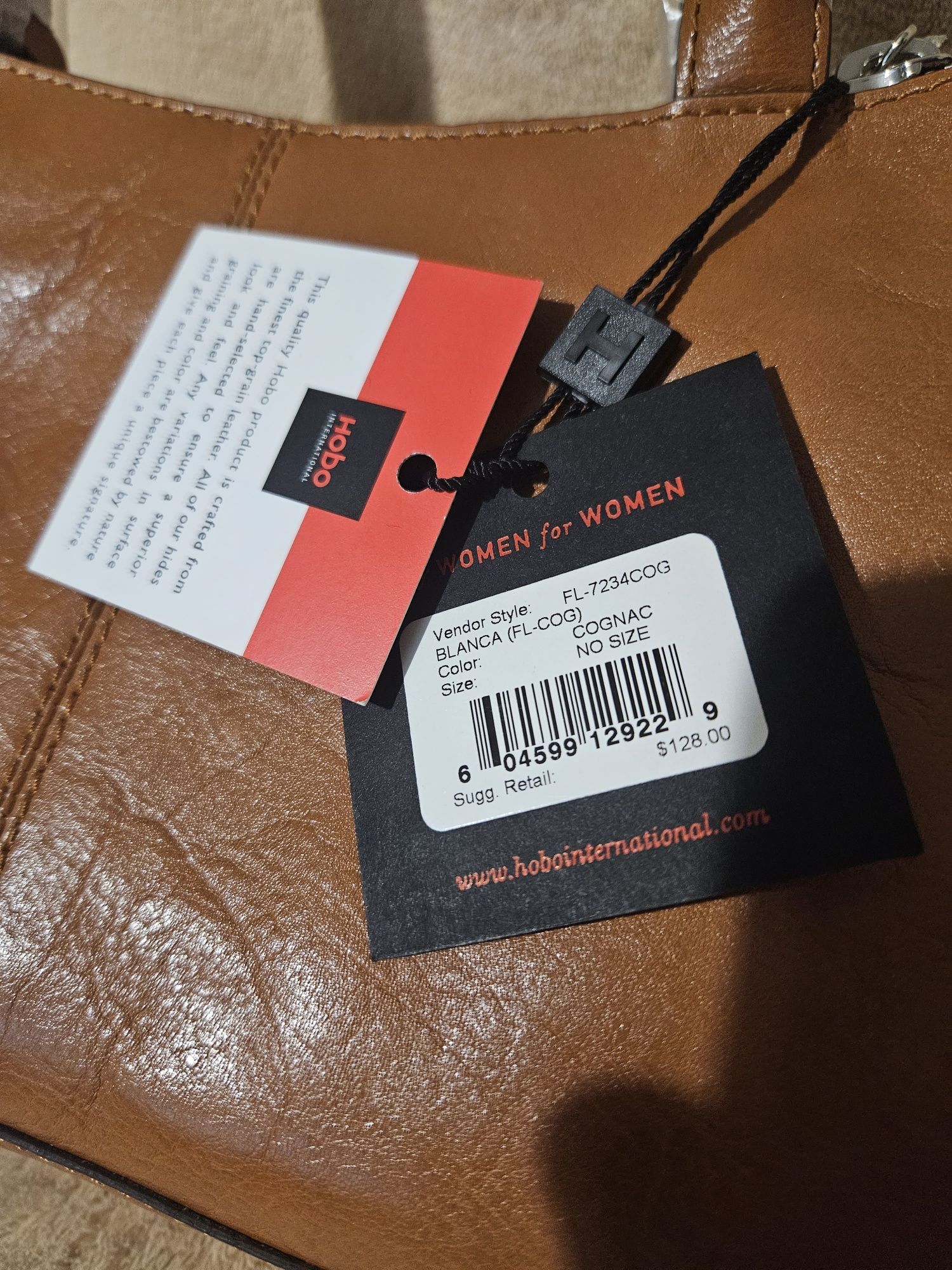 Дамска чанта Hobo International – НОВА с етикет (Оригинална цена $128)