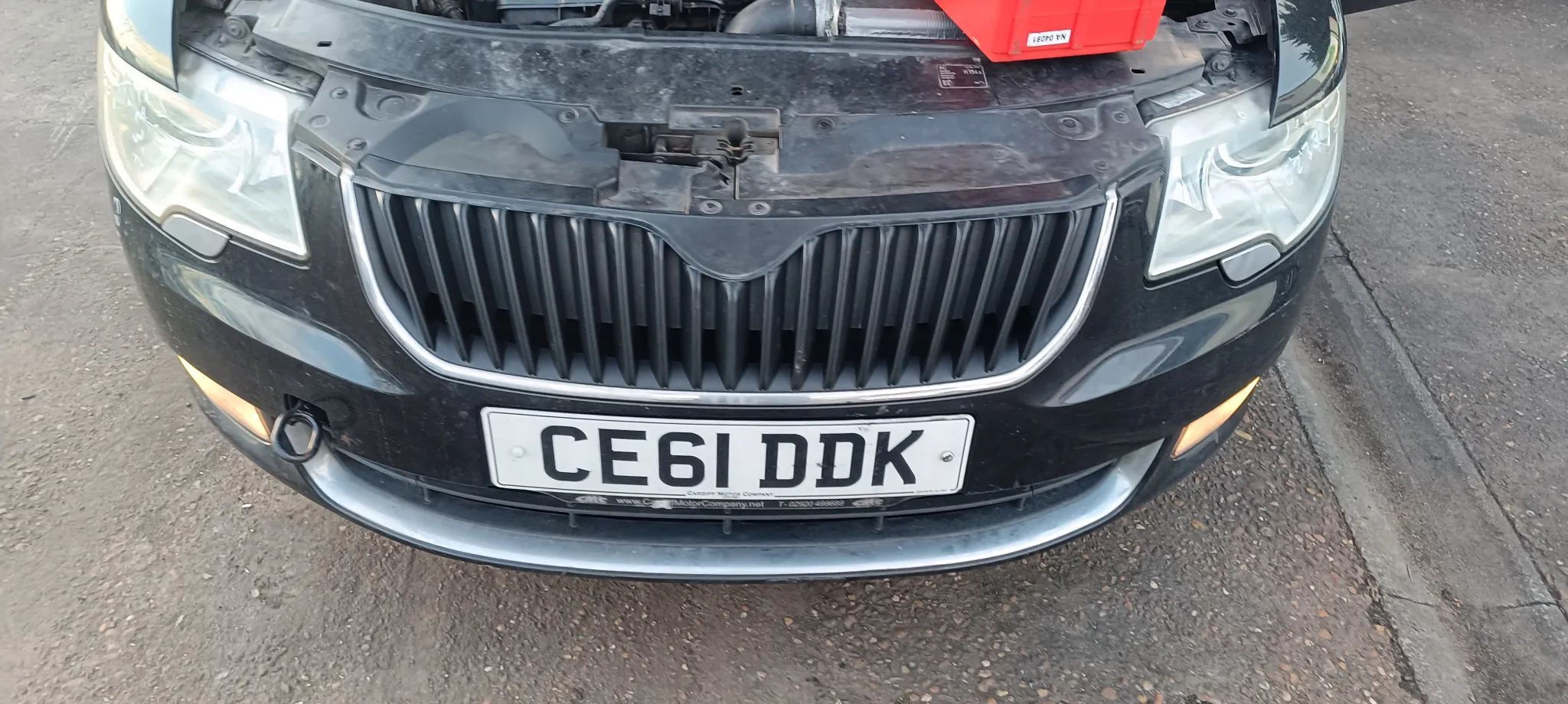 Dezmembrari / Dezmembrez Skoda Superb 1.8 CDAA cutie NAT culoare 1Z / F9R - Negru
