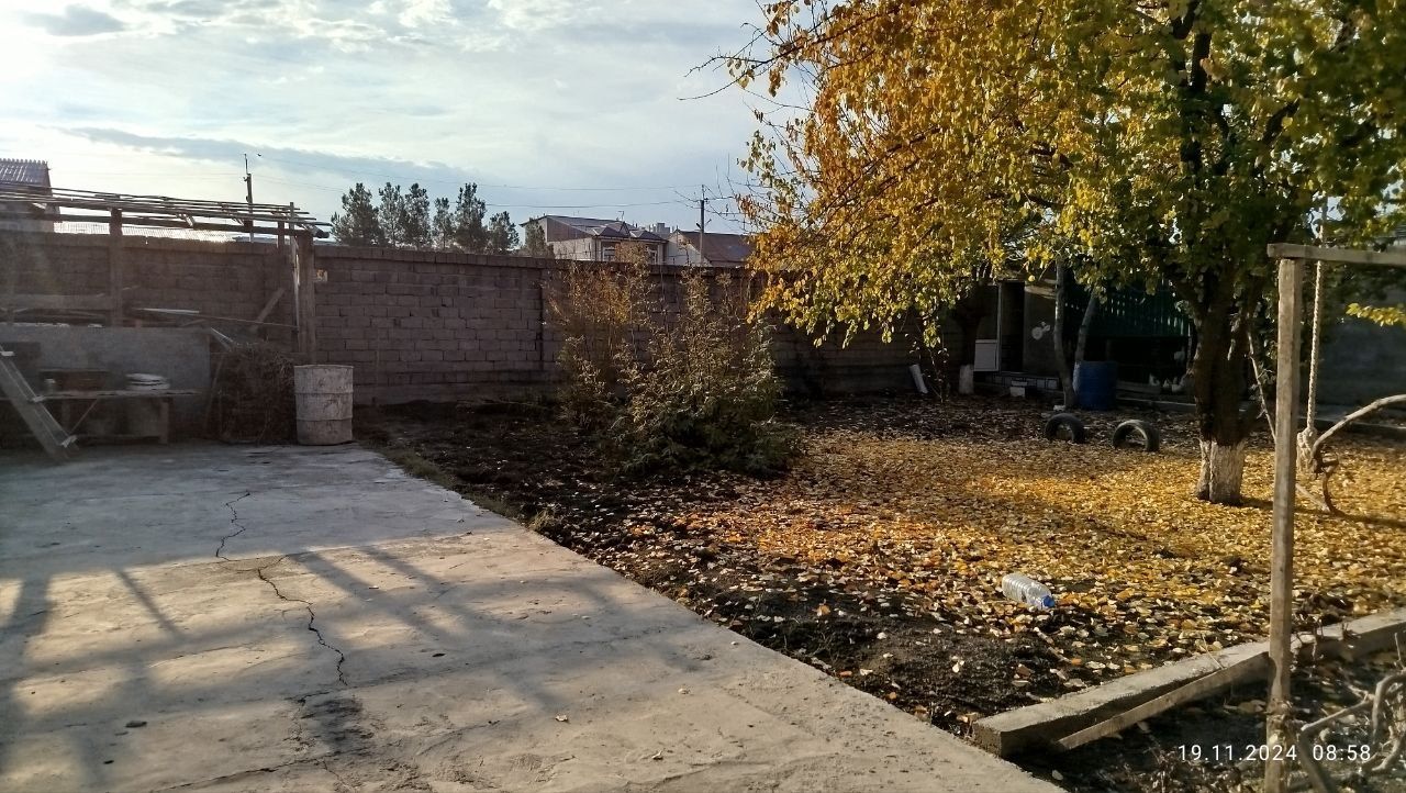 Зур локацияга эга участка сотилади