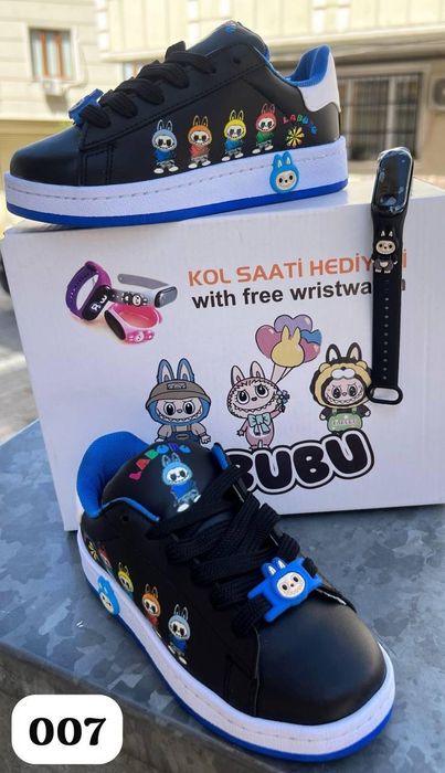 Adidași Labubu +ceas