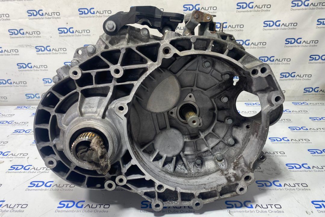 Cutie Viteze 6+1 Trepte 4x4 0A5 301 103G Volkswagen Transporter Caravel 2.5 2003-2015